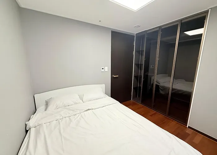 Km House 78 2Br, 2 Queen Beds Family Suite 강남 서초