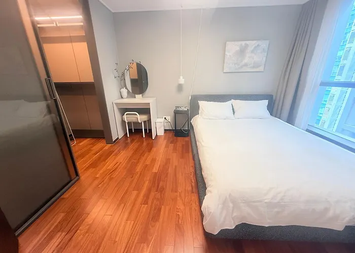 Apartment Km House 78 2Br, 2 Queen Beds Family Suite 강남 서초 *