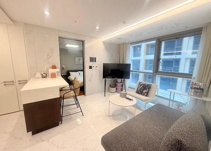 Km House 78 2Br, 2 Queen Beds Family Suite 강남 서초 *